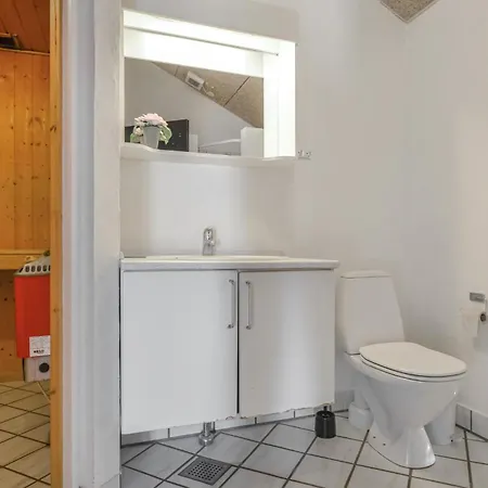 In Glesborg With Sauna בית נופש *