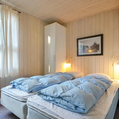 度假居 In With Sauna Glesborg