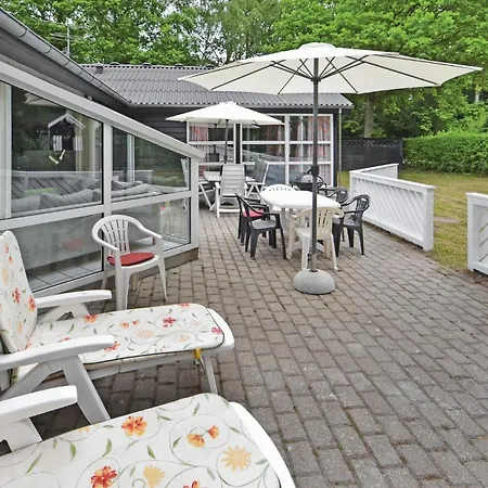 בית נופש In Glesborg With Sauna *