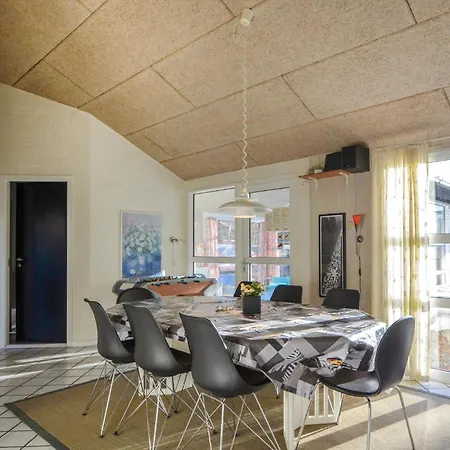 In Glesborg With Sauna *